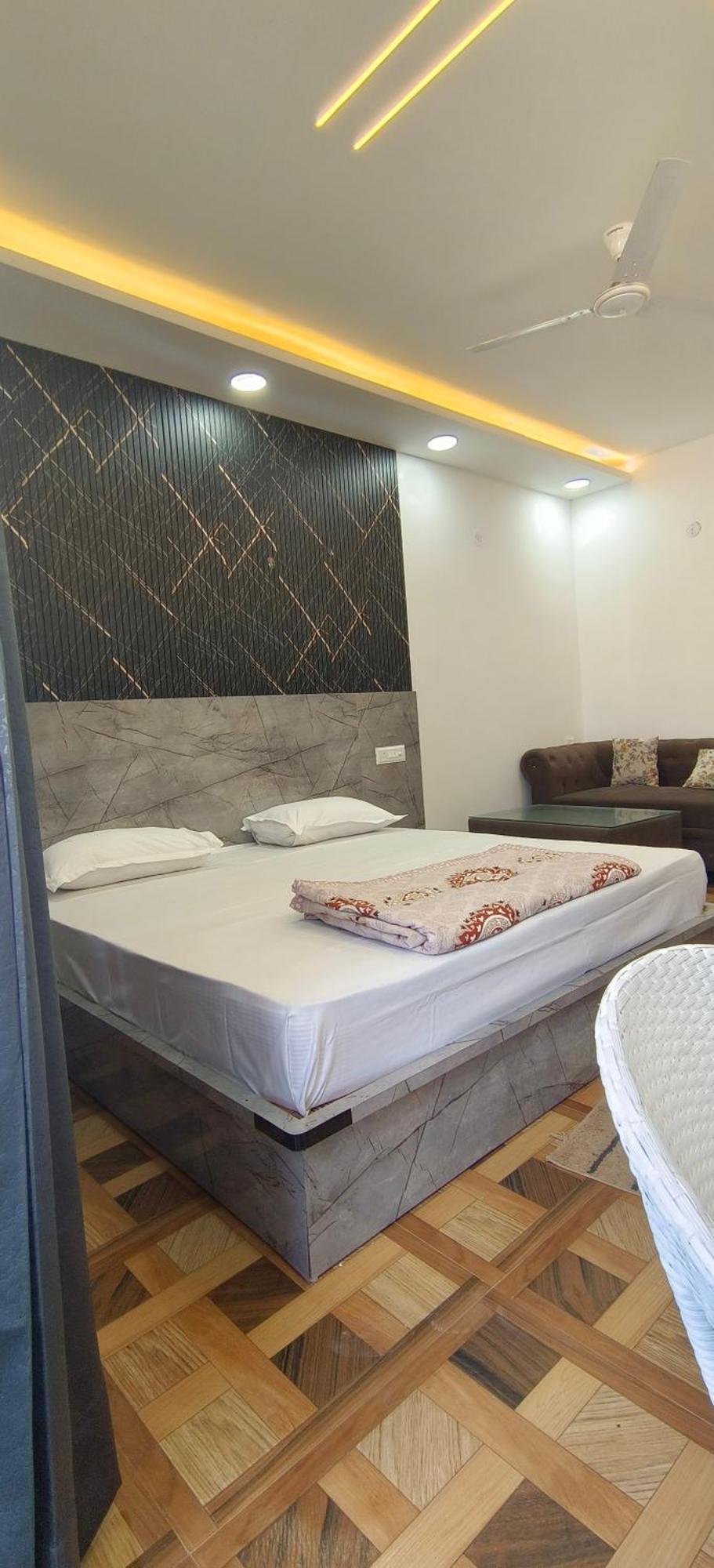 Aarohi Studio Hotels Ghaziabad Luaran gambar
